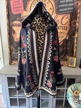 NWT Blue Velvet Embroidered Hooded Jacket - Navy with Floral Trim  Sz XL